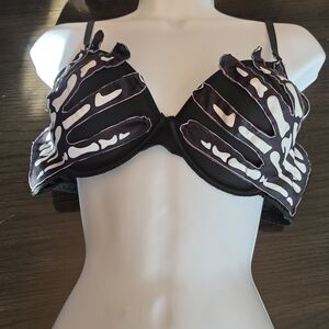 ROMWE Black and White Graphic Skeleton Hand Bra Size Large